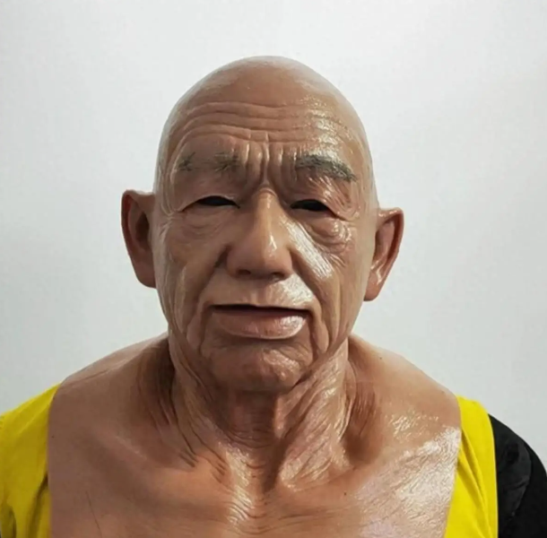 Silicone masks are fake and real, and using "fake faces" cannot be "shameless"