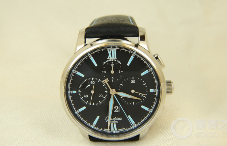 格拉蘇蒂原創議員卓越大日歴計時腕錶